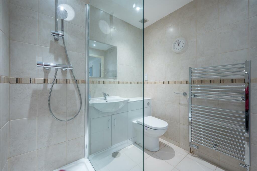 Additional image 8 of Chestnut Walk, Henley-In-Arden