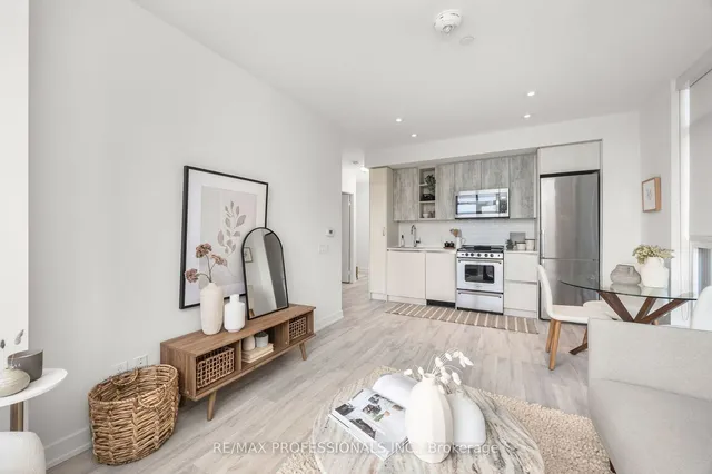 Additional image 10 of 251 Manitoba St Unit 414