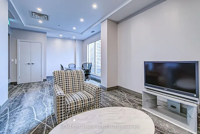 Additional image 28 of 19 Avondale Ave Unit 406