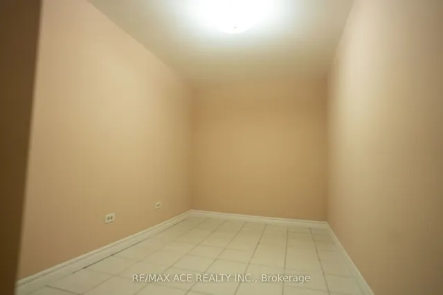 Additional image 31 of 47 John Stoner Dr