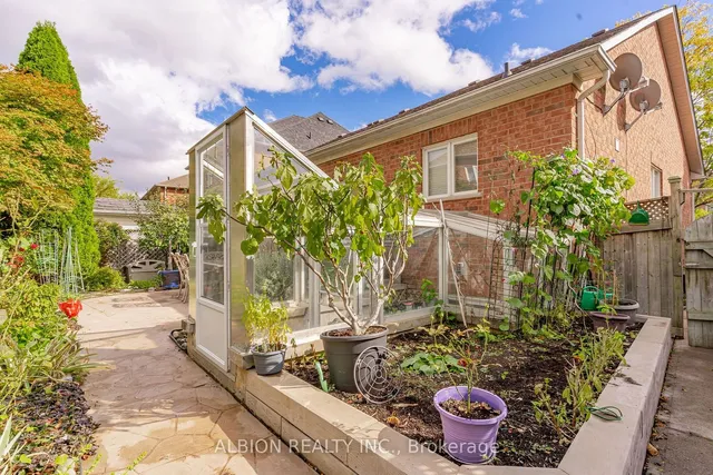 Additional image 37 of 30 Rushbrook Dr