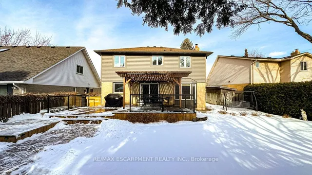 Additional image 33 of 12 LARKSPUR Cres