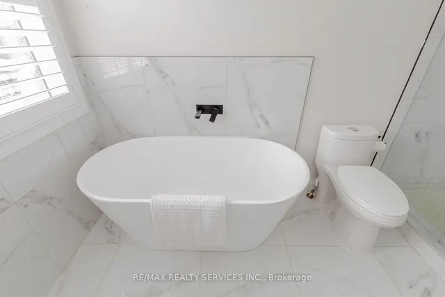 Additional image 24 of 12 Benmore Cres