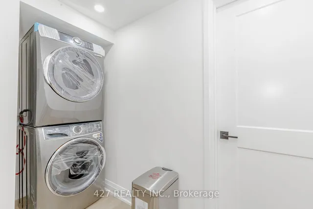 Additional image 36 of 42 Courtleigh Sq