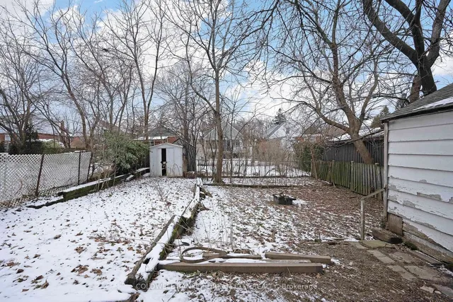 Additional image 37 of 528 UPPER WENTWORTH St