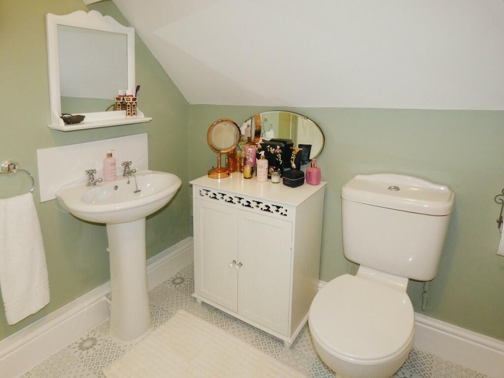 Additional image 28 of Victoria Road, Tamworth