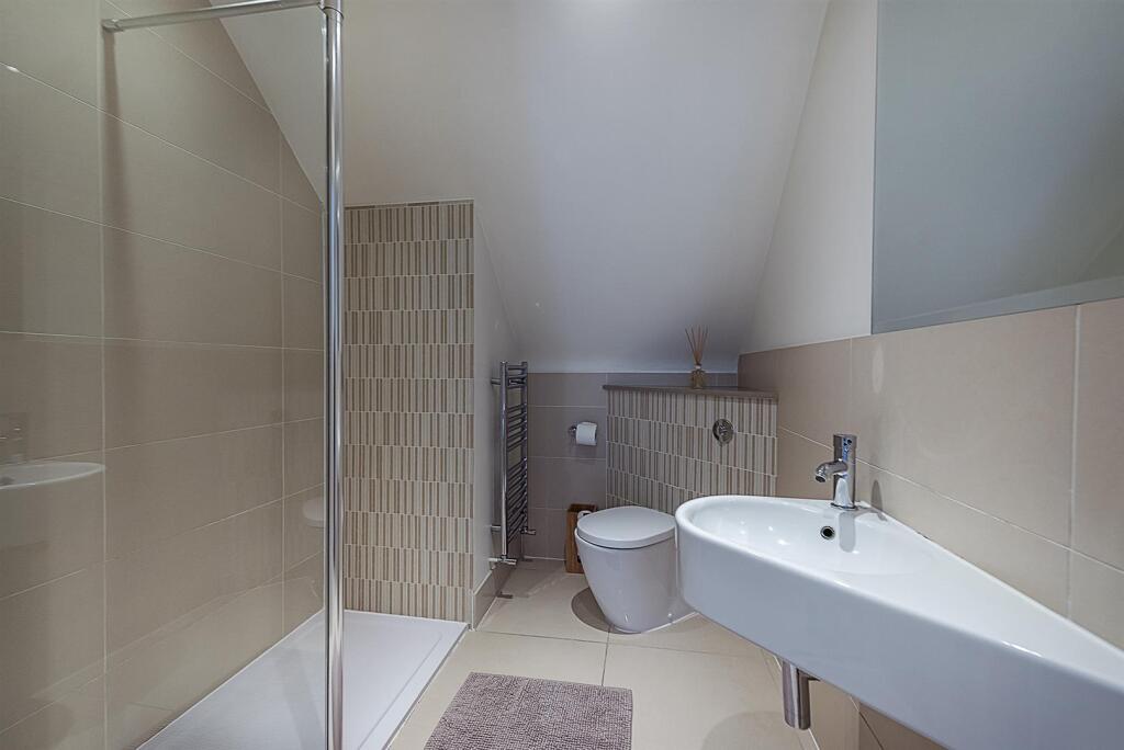 Additional image 9 of Park Rise, Harpenden