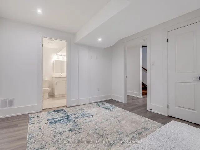 Additional image 31 of 38 Thirty First St