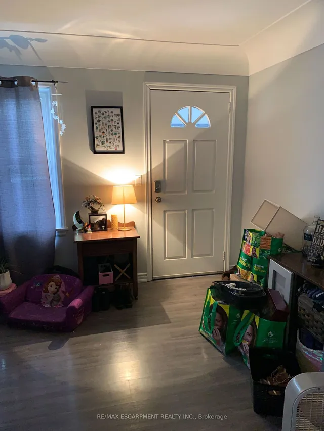 Additional image 2 of 61 Chester Rd