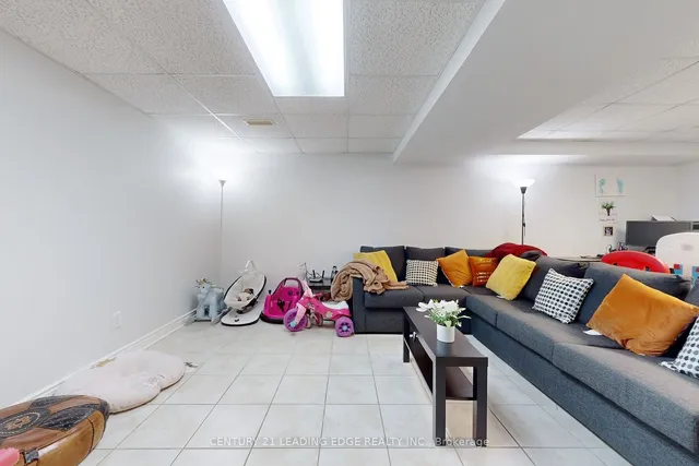 Additional image 30 of 88 STORNWOOD Crt