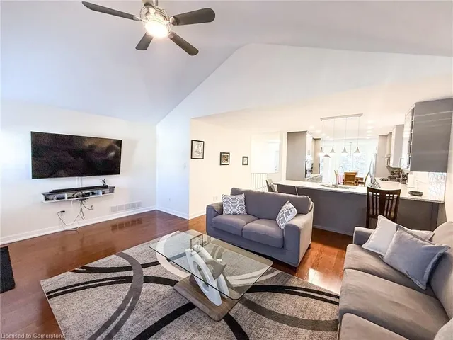 Additional image 8 of 13 Southbrook Dr