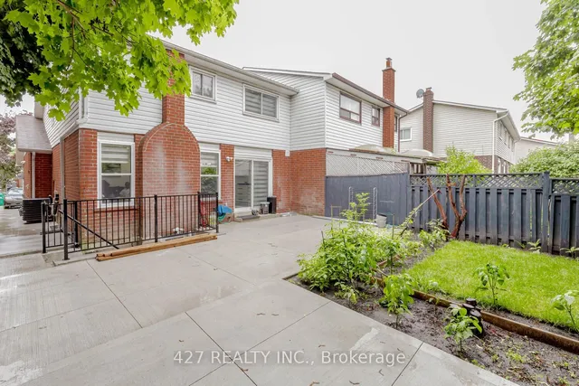 Additional image 37 of 42 Courtleigh Sq