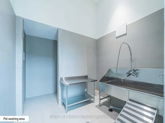 Additional image 36 of 223 St. Clair Ave Unit 0207