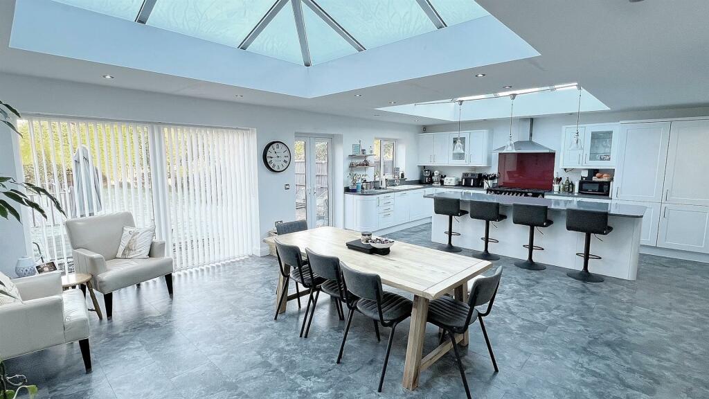 Additional image 16 of Russell Bank Road, Four Oaks