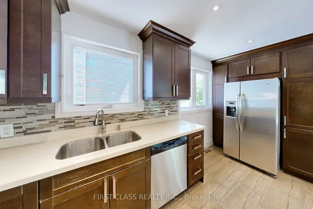 Additional image 11 of 204 Pemberton Ave