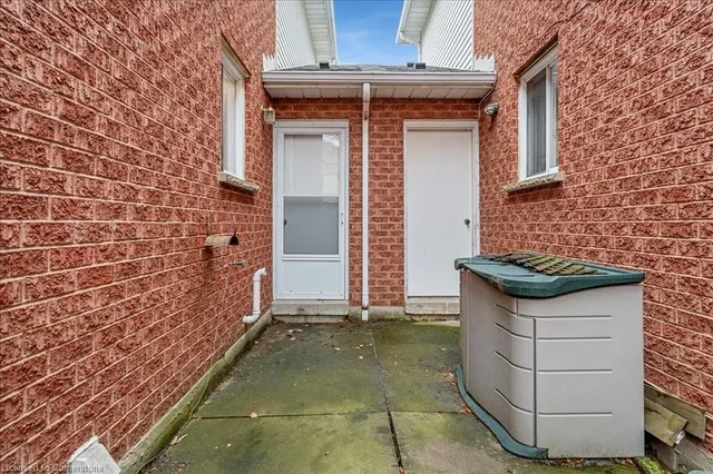 Additional image 34 of 84 Chelsea Cres