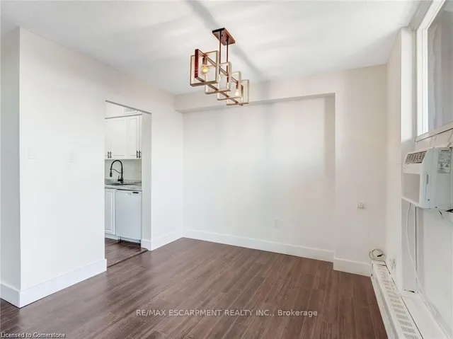 Additional image 20 of 1966 Main St Unit 1106