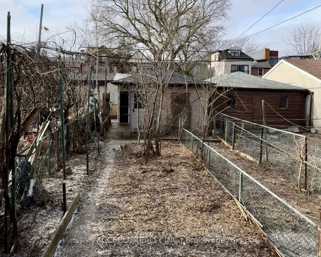 Additional image 17 of 684 Manning Ave