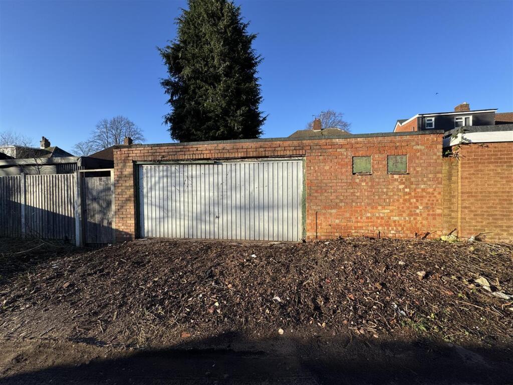 Additional image 37 of Perry Avenue, Perry Barr, Birmingham