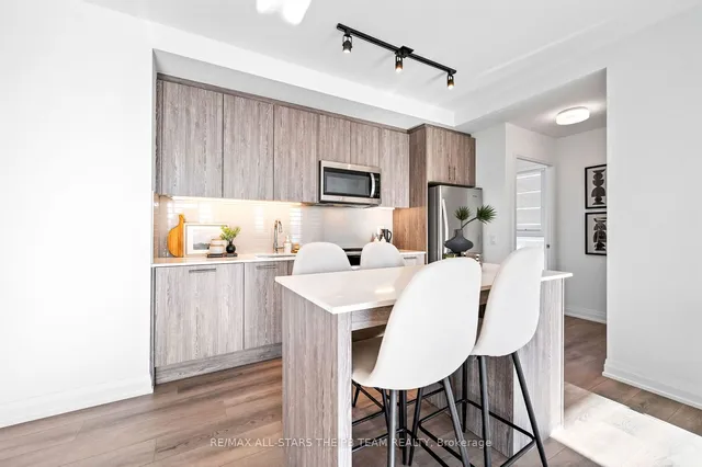 Additional image 15 of 286 Main St Unit 411