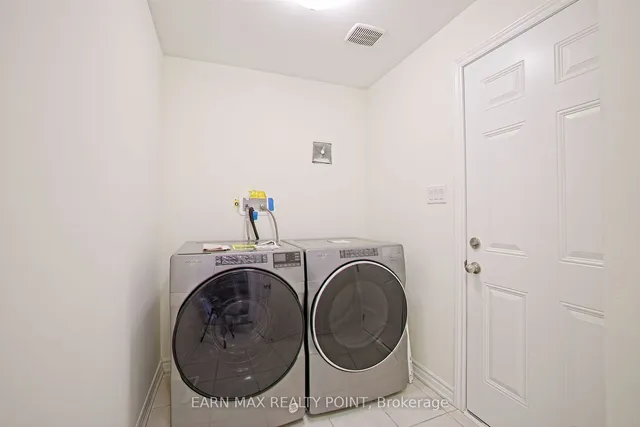 Additional image 37 of 90 Donald Ficht Cres