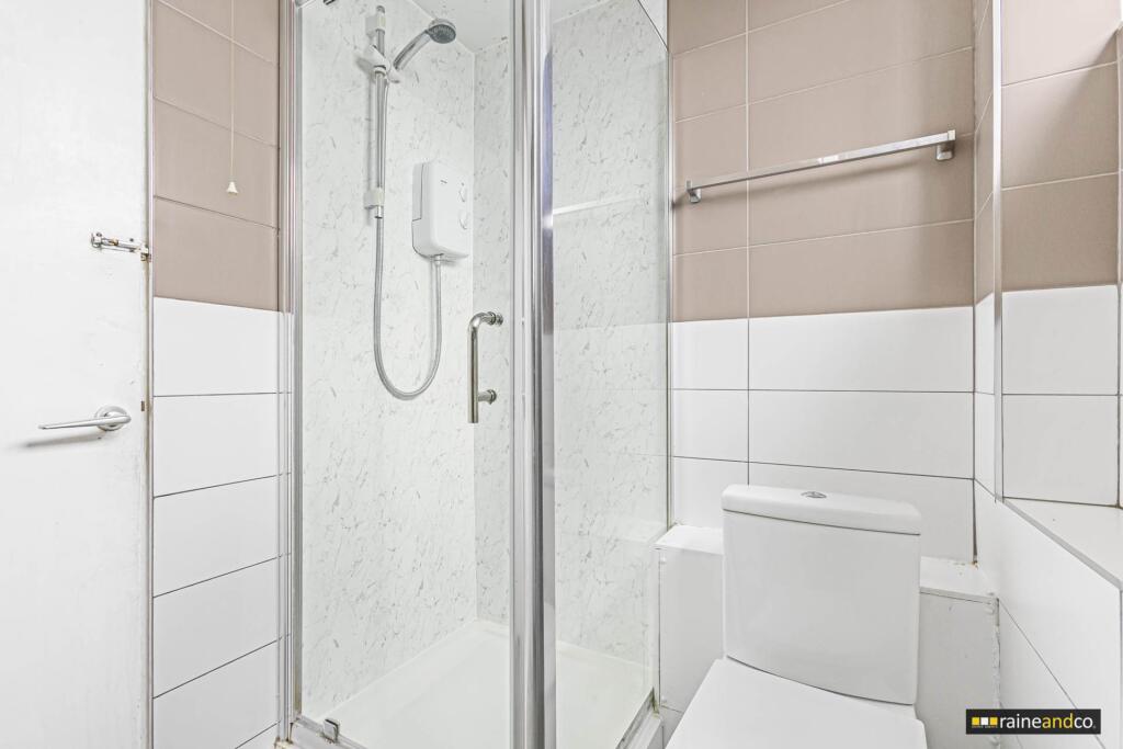 Additional image 19 of White Lion House, Town Centre