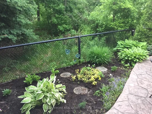 Additional image 29 of 92 pressed brick Dr