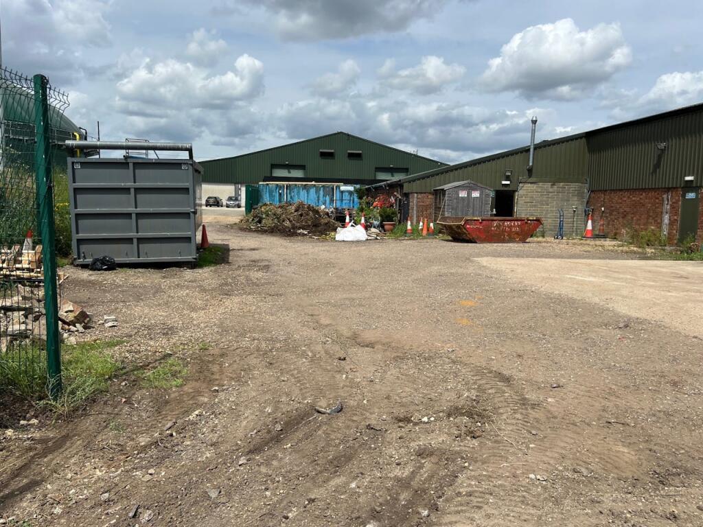 Additional image 16 of Unit 65, Coursers Farm, Coursers Road, Colney Heath, AL4 0PD