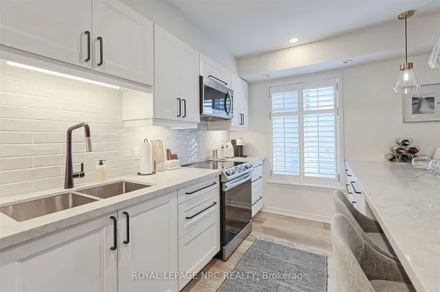 Additional image 10 of 21 Pirandello St Unit 1225