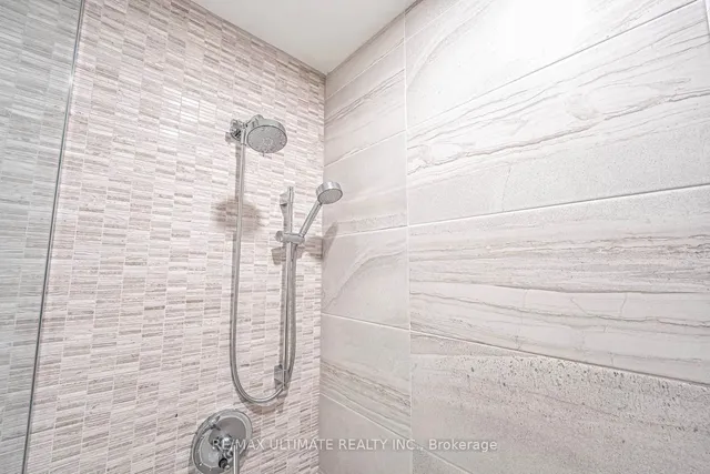 Additional image 26 of 81 Wellesley St Unit 907