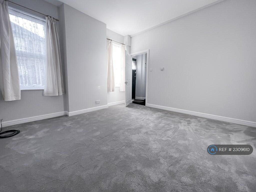 Additional image 4 of Gloucester Road, Trowbridge, BA14
