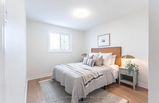 Additional image 22 of 29 Featherwood Cres