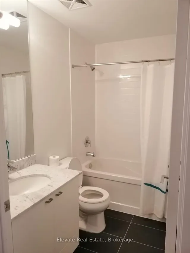 Additional image 9 of 51 East Liberty St Unit 2104