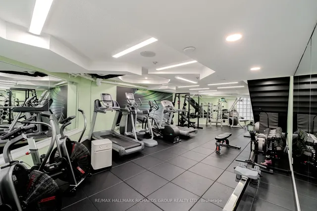 Additional image 16 of 50 Lombard St Unit 804