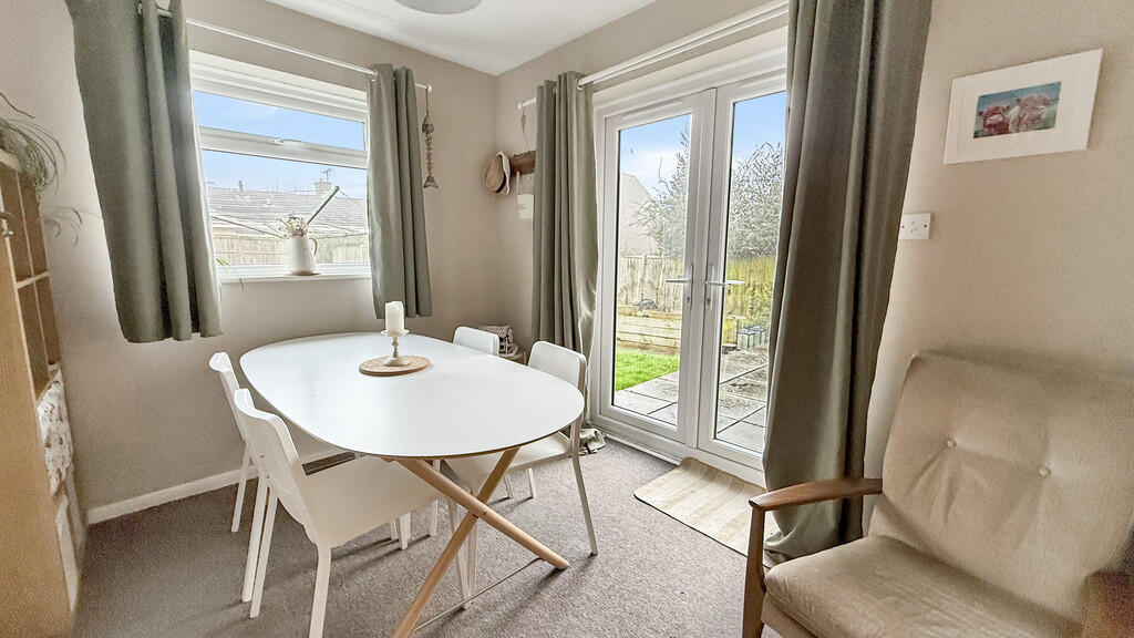 Additional image 7 of Langholm Avenue, Warminster