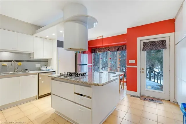 Additional image 10 of 4 Forsyth Ave