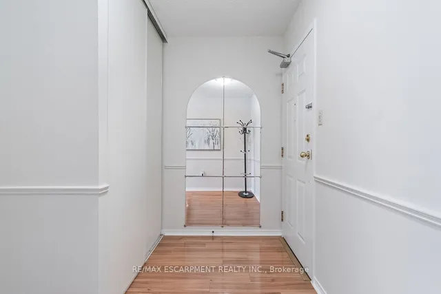 Additional image 4 of 5080 Pinedale Ave Unit 805