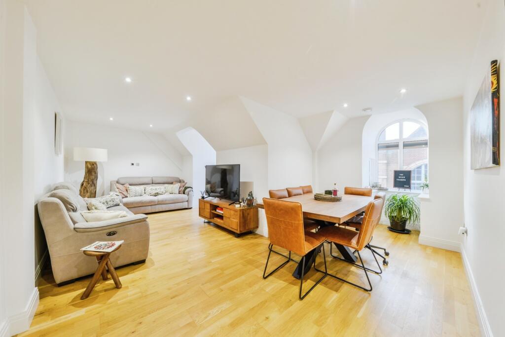 Additional image 5 of 17 Victoria Street, St. Albans, AL1