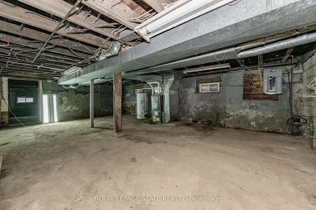 Additional image 18 of 138 Sanford Ave