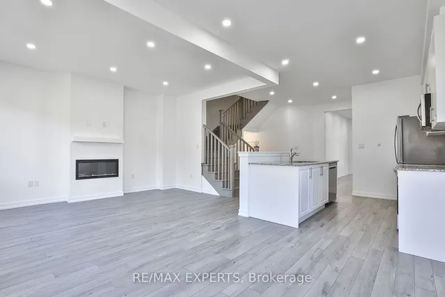 Additional image 11 of 1541 Rose Way