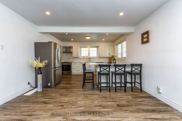 Additional image 6 of 208 Riverplace Cres