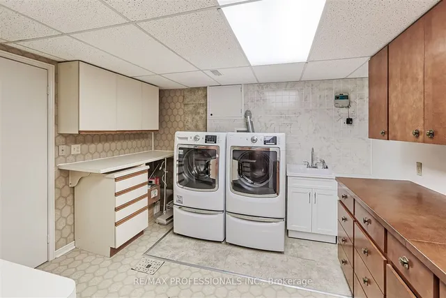 Additional image 28 of 1801 Stonepath Cres