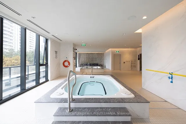 Additional image 32 of 585 Bloor St Unit 4022