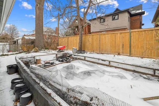 Additional image 37 of 449 Dundurn St