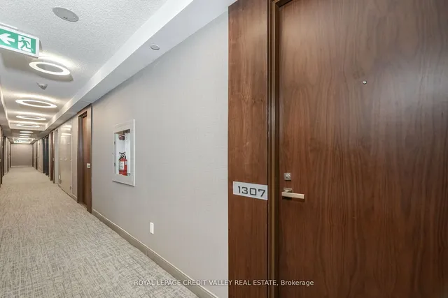 Additional image 7 of 255 Village Green Sq Unit 1307