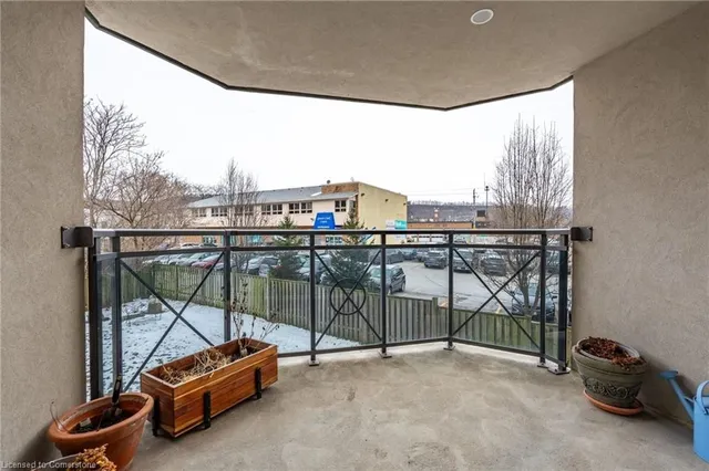 Additional image 42 of 4000 Creekside Dr Unit 207