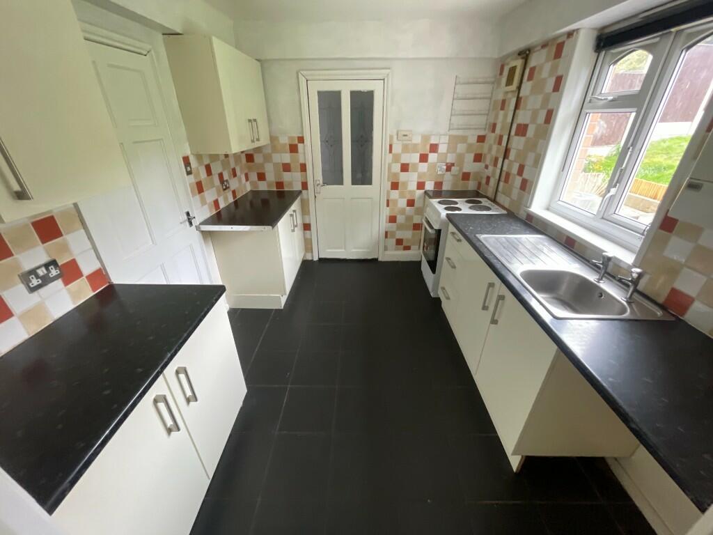 Additional image 5 of Essex Avenue, West Bromwich,West Midlands, B71