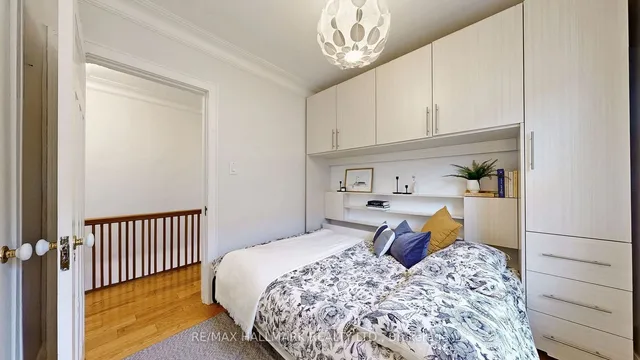 Additional image 15 of 135 Woodycrest Ave