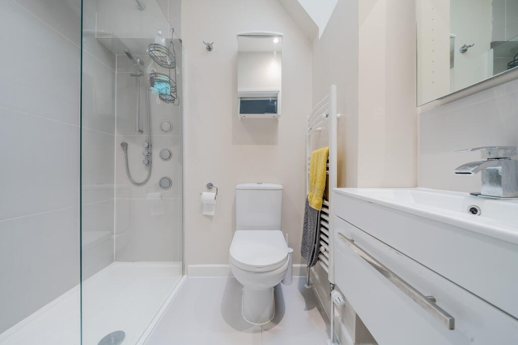 Additional image 17 of Southstoke Road