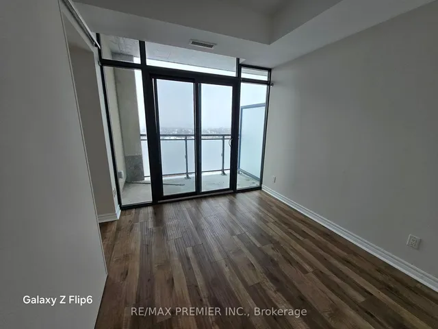 Additional image 7 of 2522 Keele St Unit 618